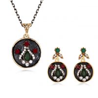 The latest fashion classic geometric shape zircon necklace earrings suit