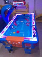 Hot New Indoor Sport Game Dolphin air hockey game table machine