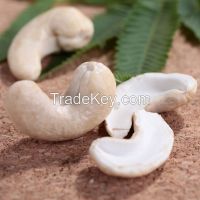 100% Organic and Natural Cashew nut