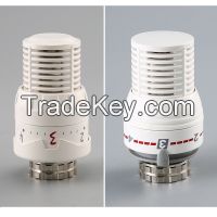 liquid thermostat control with moving head