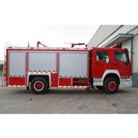 Foam, dry powder, water combined fire truck