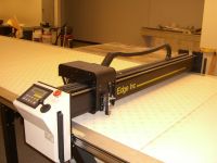 DCS-2500 Static table automated cutter 36' x 5' addressable