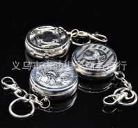 Wholesale mini portable metal small cigarette cylinder round green ashtray with key chain