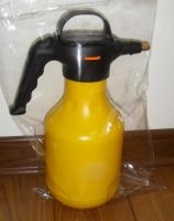 Sell 2L pressure sprayer with adjustable nozzle