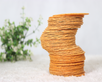 Thin potato puree biscuit