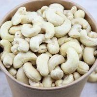 Raw And Processed Cashew Nuts