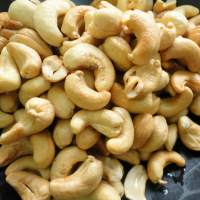 CASHEW NUTS / Best Quality Cashew Nuts /