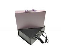 Design foldable magnetic gift box with ribbon