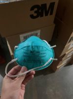 3M Health Care Particulate Respirator and Surgical Mask 1860, N95.