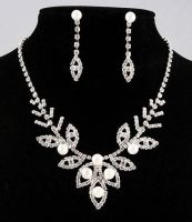 Sell wedding rhinstone necklace set