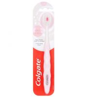 Co-lgate Cushion Clean toothbrush