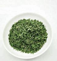 Dried parsley leaves