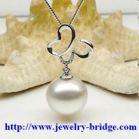 Sell White Pearl Diamonds Pendants White Gold Wedding Jewelry