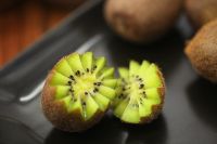 Fresh Kiwi Fruits Organic Green Kiwi