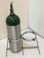 Oxygen cylinder