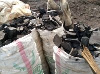 Low Moisture Hardwood Charcoal at Lowest Market Price