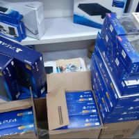 BRAND NEW SALES !!!! FOR 4 P's4 pro 1TB 2TB Video Game Consoles 4k + 15 GAMES & 2 wireless controllers