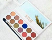 2017 New Arrival Kylie Royal Peach 12colors Eye Shadow Palette Makeup Eyeshadow Palette with Brush