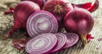 fresh onions red onion