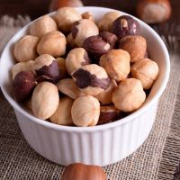 Blanched Hazelnuts/ Hazelnuts In shell & Kernels/ Organic Hazel Nuts