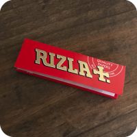 Rizzlar Red King Size Rolling Papers Full Box