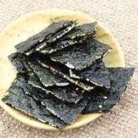 Healthy Snacks Almond and Sesame filled Roasted Seaweed Crisps