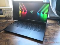 2022 NEW LAPTOP RA ZER Blade 15 GAMING 15 INCH i7 16GB MEMORY 1TB SSD