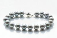 Sell freshwater pearl necklace