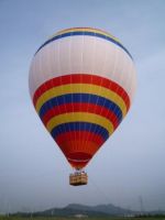 manned hot air balloon