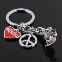 2015 novelty metal key chain with crystal and expoy