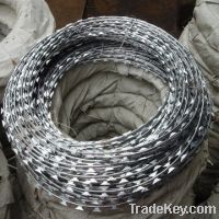 razor wire/ barbed wire - hot sale