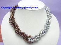 Charming rice pearl necklace