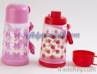 Sell 700ml kids water bottle with cup cap