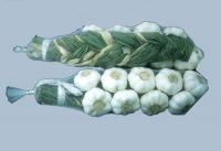 Provide braid garlic