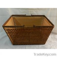 Sell resin wicker baskets