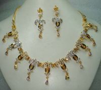 Sell designer Bridal and  Fashion jewelry, women's clothes and  Bags