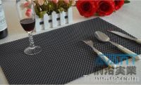 Plastic table mat