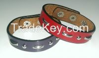 Leather Wristband/Bracelet with Steel Clinchers