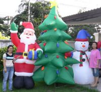 Christmas trees, santa claus and snowman cartoons