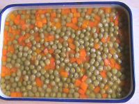 canned green peas and carrots