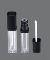 Sell lip gloss tube LG003