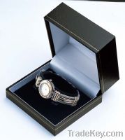 Antique Leatherette Bracelet/Watch Box