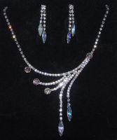 chain necklace with crystal
