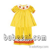 Sell handmade baby smocked clothes