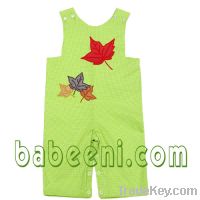 Sell Toddler boys appliqued clothes with maple leave pattern