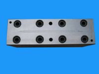 We can offer customers with the highest quality extrusion mould .