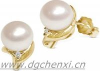 Sell glass pearl, shell pearl , plastic pearl , imitation pearl , pearl