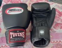 Twins boxing gloves 16 oz 100% Original Boxing Sparring Gloves Iron Press logo Printed