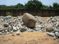 Sell   landscaping stones