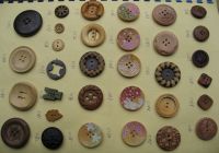 Sell  wooden buttons 3